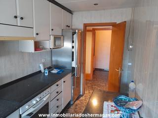 Pis a Estruch-Eixample. Piso para entrar a vivir en zona marina