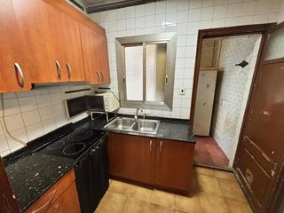 Piso en Estruch-Eixample. Piso en avenida virgen de montserrat