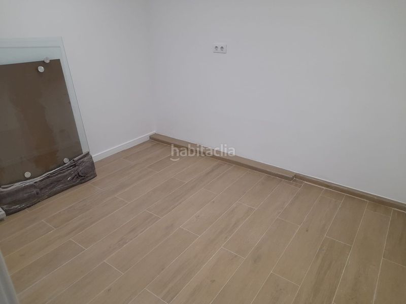 Foto 5241576b-31a7-4f86-8154-2d283cc6be64. Local comercial a Estruch-Eixample Prat de Llobregat (El)