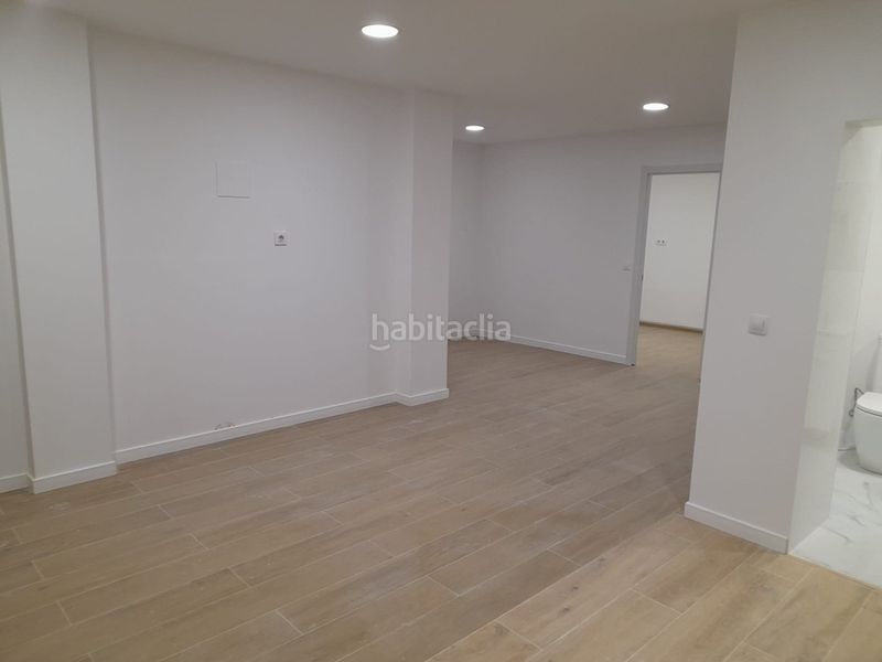 Foto b4f1a18e-74fe-4b39-9bde-963997ff4ff2. Local comercial a Estruch-Eixample Prat de Llobregat (El)