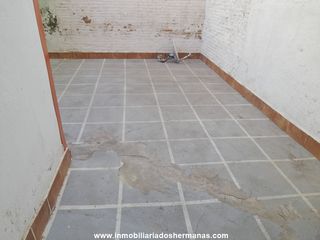 Appartement à Centre. Planta baja en el fondo d'en peixo