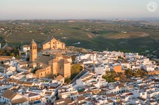 Casa a Montilla. Casa de construcción reciente en montilla — zona muy demandada