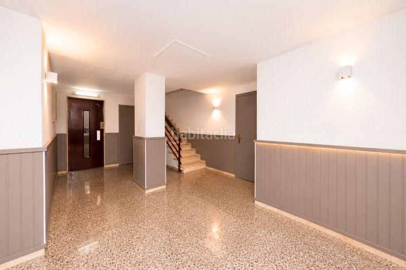 Foto 0567caa3-1943-44a7-9a94-b86bd6f130ba. Pis a Sants-Badal Barcelona
