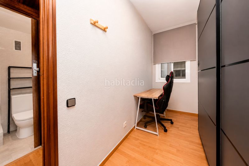 Foto 0f032e58-819a-4be3-b687-fa505cdce948. Pis a Sants-Badal Barcelona