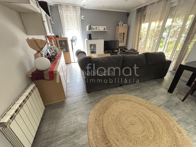 Foto b103f4df-14a7-4222-921b-0c473eb7fa46. Piano terra con riscaldamento parcheggio piscina in Montgat