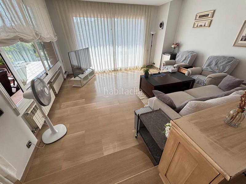 Foto 2f58064b-30a7-4507-92d4-1184b6203227. Xalet amb xemeneia calefacció aparcament piscina a Masnou (El)