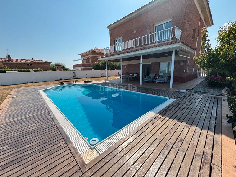 Foto 37dbb0ed-2fea-42a1-8554-7e7457c67afc. Xalet amb xemeneia calefacció aparcament piscina a Masnou (El)