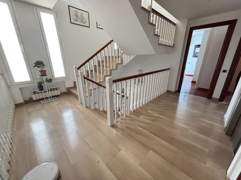 Foto 48958ec2-4a34-4ffd-8a55-4a6c1536a42f. Xalet amb xemeneia calefacció aparcament piscina a Masnou (El)