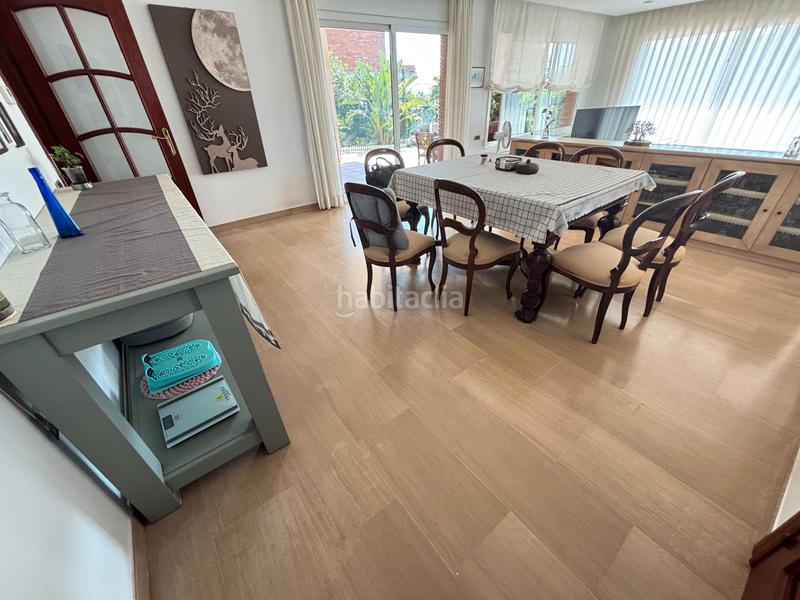 Foto 4baef8e4-e627-459f-b9d1-66af66563765. Xalet amb xemeneia calefacció aparcament piscina a Masnou (El)