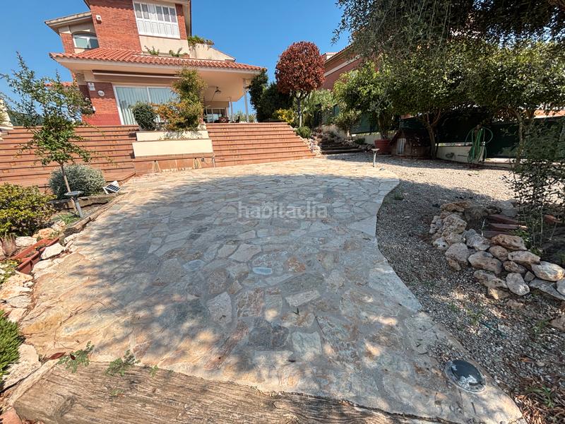 Foto 4d6cbf60-4ae9-4ac5-9d68-99a7da37eb3d. Xalet amb xemeneia calefacció aparcament piscina a Masnou (El)