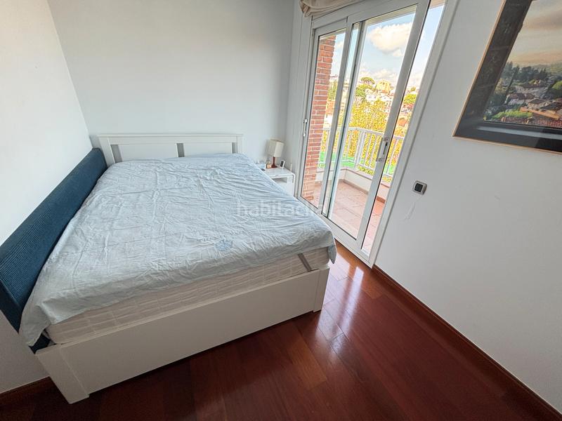 Foto fc7359ac-8036-4996-b25c-afe26d7e793f. Xalet amb xemeneia calefacció aparcament piscina a Masnou (El)