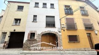 Casa adossada a Caldes de Montbui