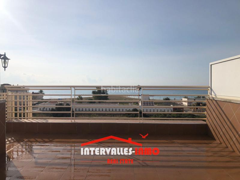 Foto 372636f4-888c-41d7-a98a-de886548e41a. Penthouse with heating pool in Nucli Antic Cunit