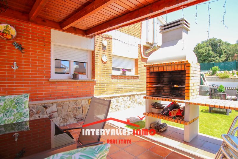 Foto 30740d1a-ffb7-4a2e-a9f3-f6025ba30fff. House with heating parking pool in Bigues i Riells del Fai