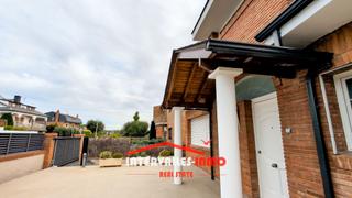 Haus in Palau-solità i Plegamans