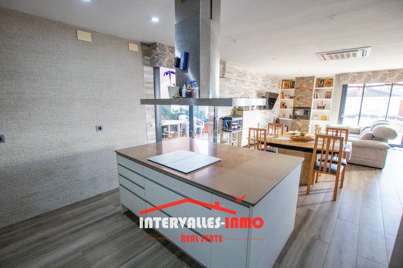 Foto 00e552b9-11ec-4998-8e17-ba8a8b701b68. Casa tu nuevo hogar no es solo una casa es un cambio de vida en Lliçà d´Amunt