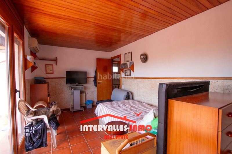 Foto 8fa6d7a8-9d9e-47c7-bc6b-e824dabea4ff. House with heating pool in Palau-solità i Plegamans