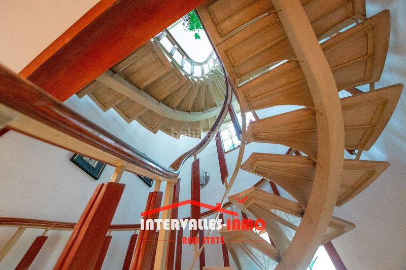Foto b2a3a0b2-caa7-4c5e-b43a-832281d3185f. House with heating pool in Palau-solità i Plegamans