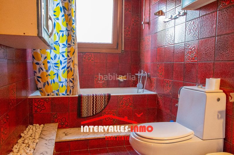 Foto d8686484-2fc9-4769-93fa-ab34d628355d. House with heating pool in Palau-solità i Plegamans