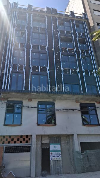 Foto ef6e4ee3-0991-41ba-bfeb-4ffd5c4de4c0. Pis a avenida do malecón 69 a santa uxía de Ribeira Ribeira