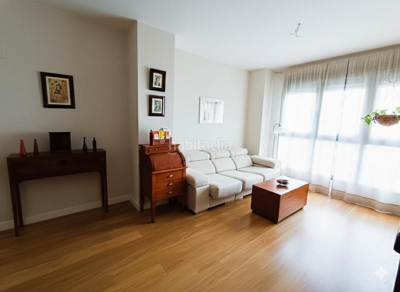 Foto 811e0e8e-b145-4729-a1dc-715f6cfce369. Appartement avec chauffage parking piscine dans Adelfas Madrid