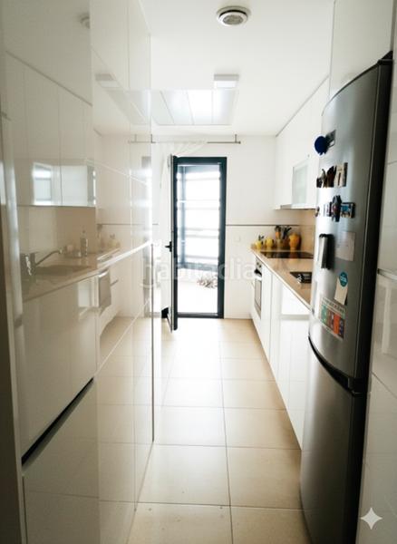 Foto f69e79c7-61f6-4ba1-af5e-fd81fd066b2e. Appartement avec chauffage parking piscine dans Adelfas Madrid