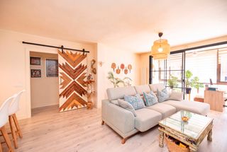 Flat in Moscardó. Piso con terraza junto a madrid río