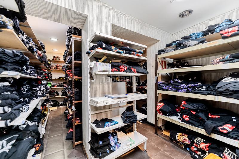 Foto 984f817c-a449-4b41-816e-0d5a01647a59. Local comercial a Embajadores-Lavapiés Madrid