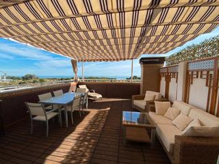 Pis  Avenida central 26. Se vende piso  frontal  con vistas al mar en oropesa del mar mag