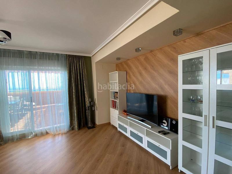 Foto 6bf4b38c-929e-43c8-92b4-e060fa46fb81. Pis a avenida central 26 a Playa Coral - Torremar Oropesa del Mar