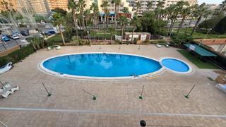 Appartement à Avenida jardín 3. Se vende piso magic world oropesa del mar
