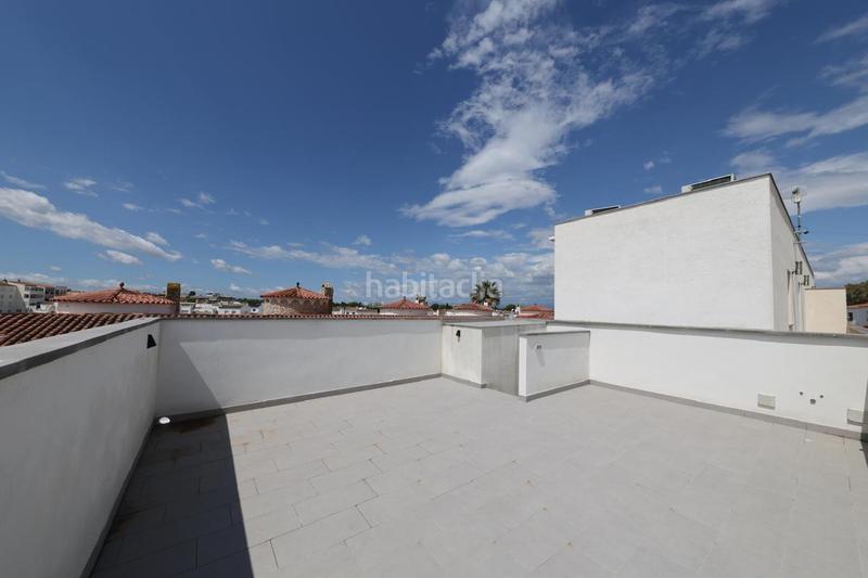 Foto 4e4aeabd-8848-4381-a869-ca2ca53cbcf6. Haus in Sant Maurici Empuriabrava