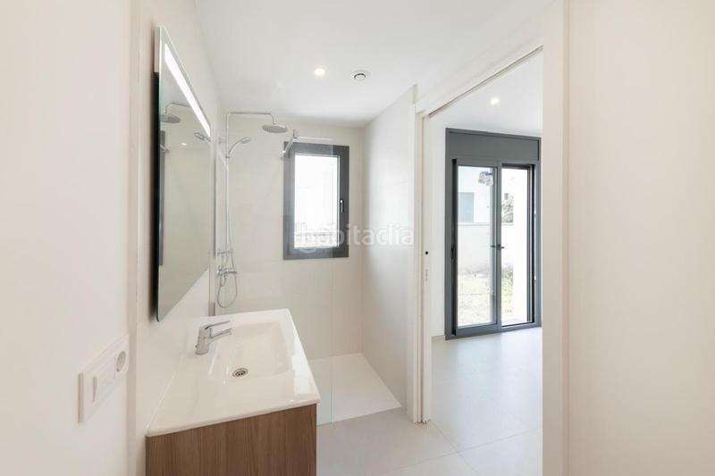 Foto e00ee56e-1a6c-4de1-a076-fdb3fbfbad9d. Haus in Sant Maurici Empuriabrava