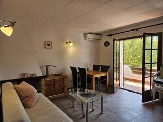 Pis  Carrer alberes comercial. Apartamento en empuriabrava de 2 dormitorios, 2 balcones y terra