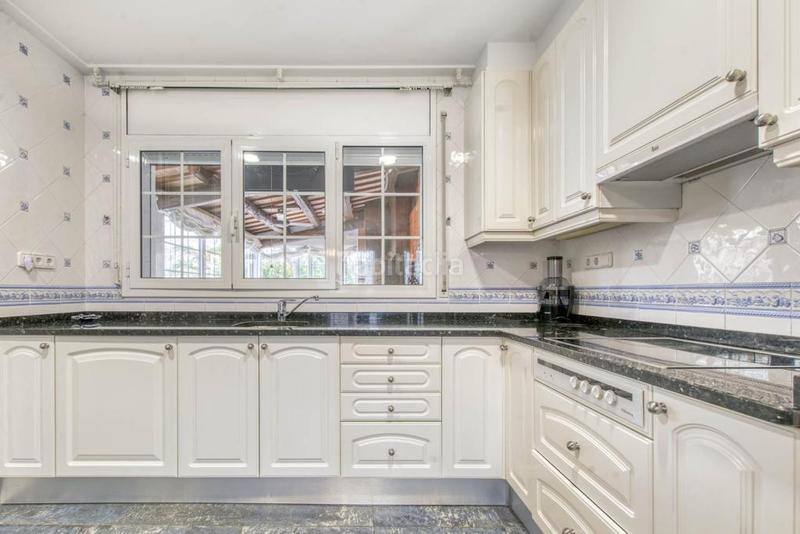 Foto 3ffcf133-6220-49bc-ae50-d777985ed97e. House with parking pool in Requesens Empuriabrava