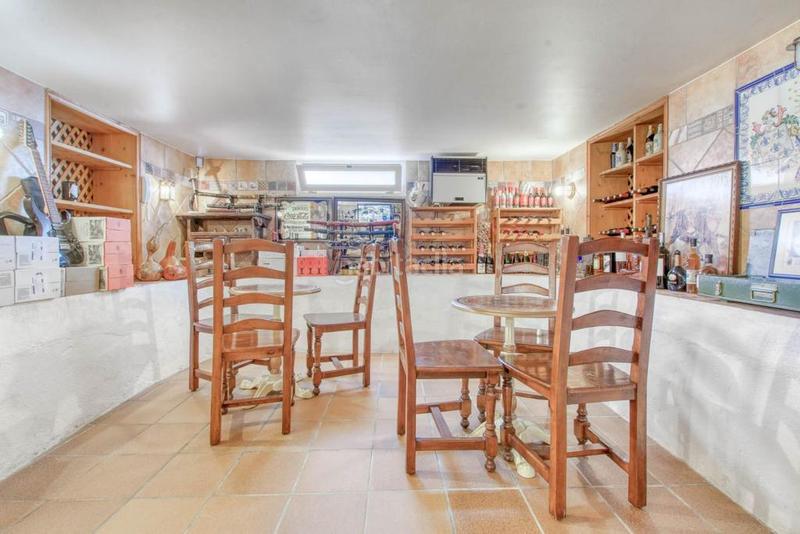 Foto c3f11e2f-fe4c-4534-ad8f-b938bd3fe92b. House with parking pool in Requesens Empuriabrava