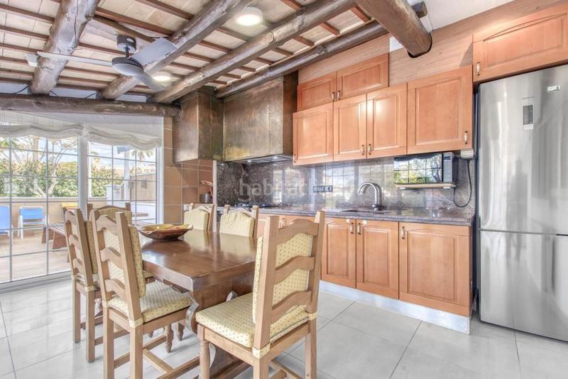 Foto d4037a55-1c2e-4718-a374-3a9f626fcdb5. House with parking pool in Requesens Empuriabrava