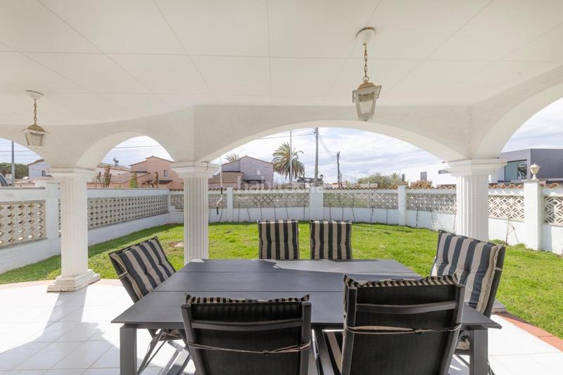 Foto 8a2646e7-5c24-4f3e-b5a0-ac7ad22a3cec. Casa a Peni Empuriabrava