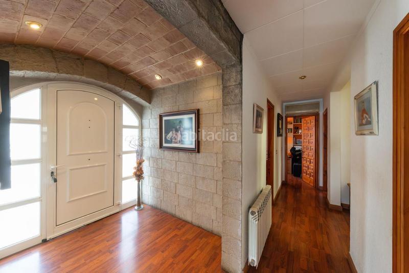 Foto f0ed66e2-8215-43a4-83e6-a9c57388e845. Casa a Peni Empuriabrava