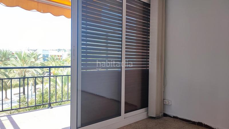 Foto 2efe0758-663e-43e6-9e4b-1ee0d325e3d6. Piso apartamento con terraza y jardines comunitarios, centro en Sitges