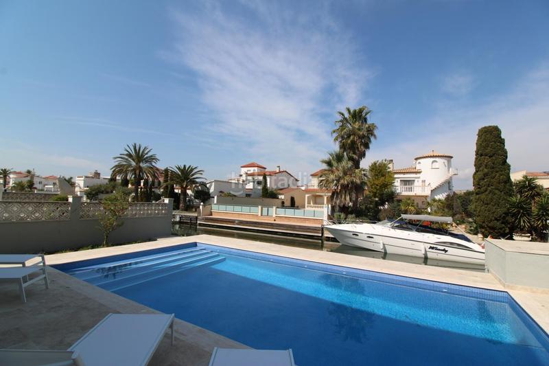 Foto d5f121a3-0567-4dd4-937d-0713067fcaa4. Haus in Cap Ras - Creus - Falconera Empuriabrava