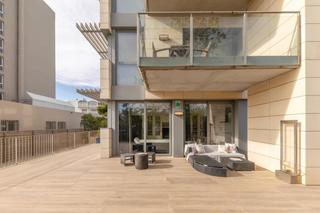 Erdgeschoss  Del nord. Roses, santa margarita, piso planta baja, con terraza y jardin,