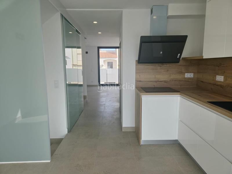 Foto 2df001d1-4596-4ba0-be7c-f2e5cf4bb7bf. Haus mit parking in Port Grec - Port Moxó Empuriabrava