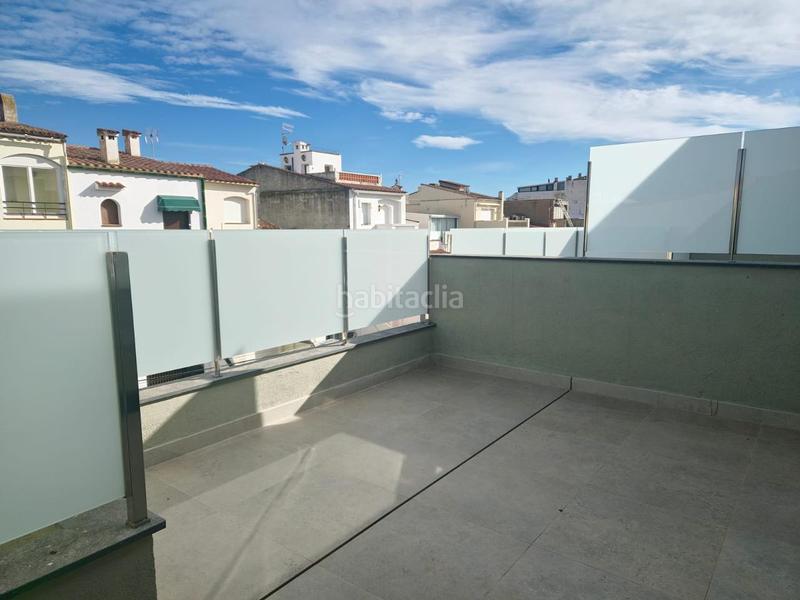 Foto 55227c21-6f46-432b-9555-8e9b9b0864ed. Haus mit parking in Port Grec - Port Moxó Empuriabrava