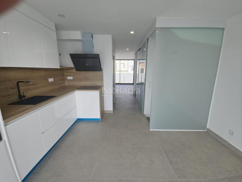 Foto 326026e4-b56e-4f27-ae6b-602025e4d9ee. Casa con parcheggio in Port Grec - Port Moxó Empuriabrava