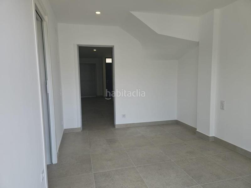 Foto 956682ed-b4d8-43fe-bba6-9916e2453f79. Casa con parcheggio in Port Grec - Port Moxó Empuriabrava