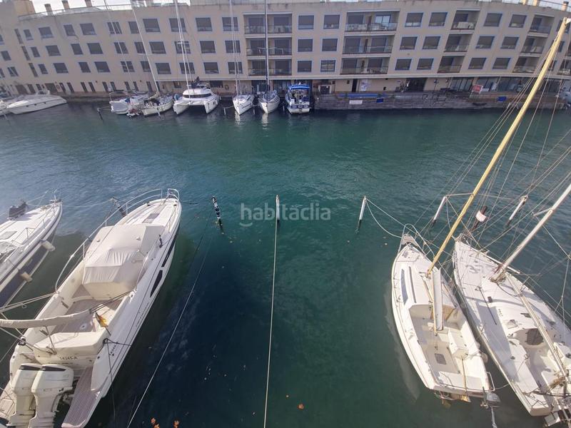 Foto c273965a-186c-4187-b36e-40a18707a649. Casa con parcheggio in Port Grec - Port Moxó Empuriabrava