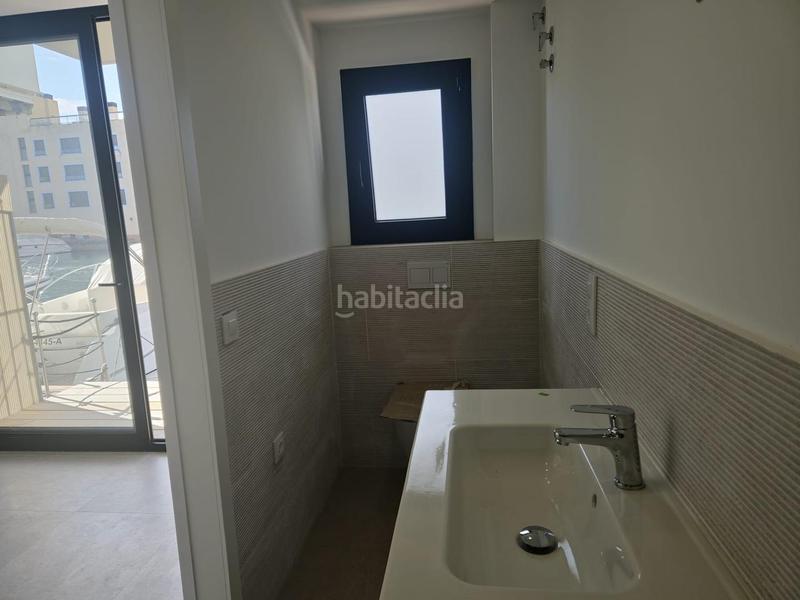 Foto eac15a71-305e-492f-9f63-109a642e09ed. Casa con parcheggio in Port Grec - Port Moxó Empuriabrava