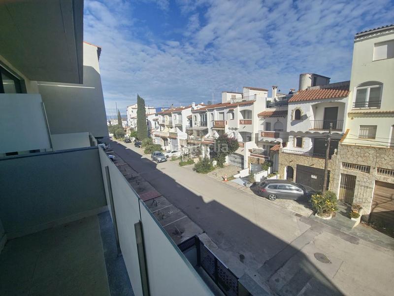 Foto f113c538-c6ad-4fb1-8c5c-1dcb4f411176. Casa con parcheggio in Port Grec - Port Moxó Empuriabrava