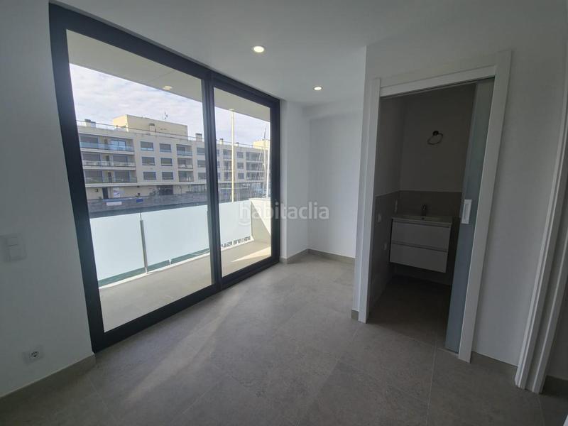 Foto f6fd83f3-e817-43bb-b82c-87b57d5ba3fc. Casa con parcheggio in Port Grec - Port Moxó Empuriabrava